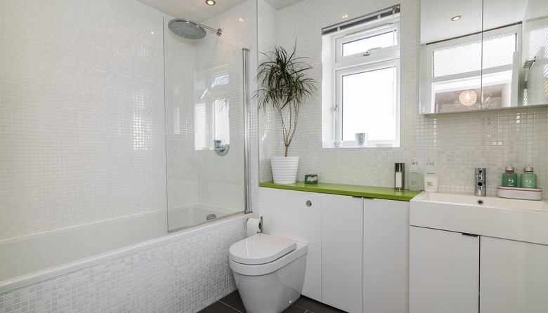 Refurbished bathroom at Mortonhall Road.